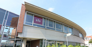 Das Gebäude der Sozialforschungsstelle Dortmund mitsamt dem Hintereingang 