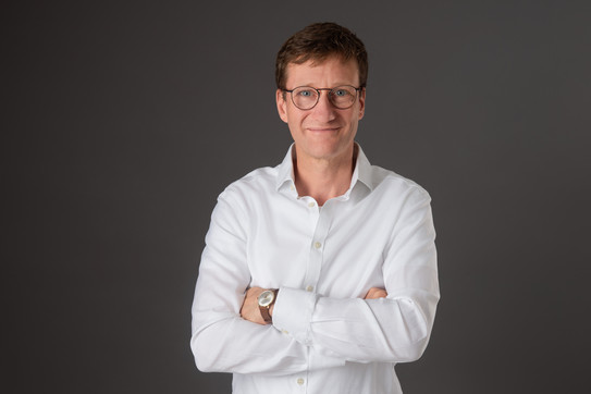 Portrait photo of Bastian Pelka