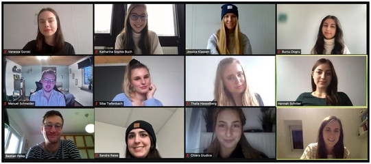 Das zwöfköpfige Team der Get Online Week 2022 während einer Videokonferenz.