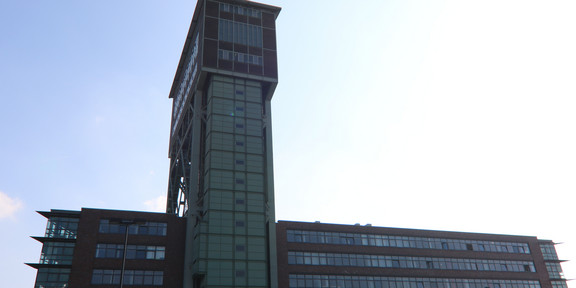 Foto des Hammerkopfturms in Dortmund Eving