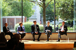 (v.l.n.r.) Christian Leroy (European Aluminium), Aurela Shtiza (IMA Europe), Klaus Peters (ESTEP), Sophie Grenade (IndustriALL), Miikka Nieminen (EUROFER) f.l.t.r. Christian Leroy (European Aluminium), Aurela Shtiza (IMA Europe), Klaus Peters (ESTEP), Sophie Grenade (IndustriALL), Miikka Nieminen (EUROFER)