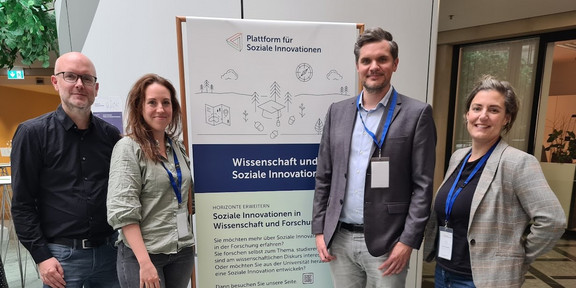 Das sfs-Team beim Plattform-Event