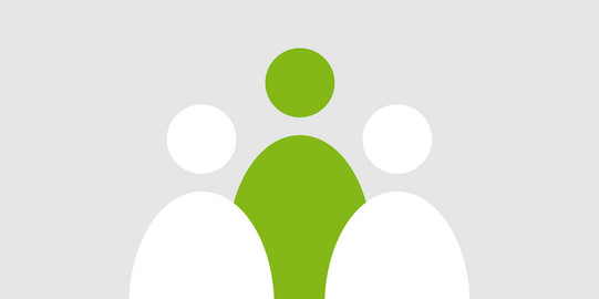 Icon einer Personengruppe, eine Person grün hervorgehoben